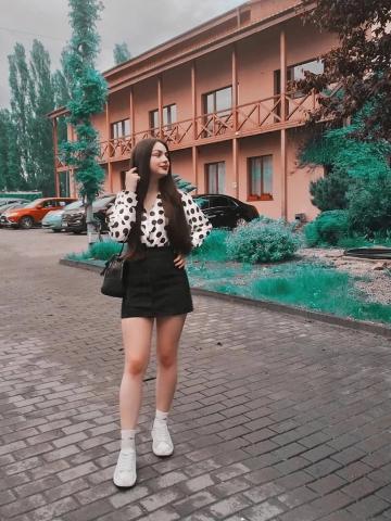 Юна